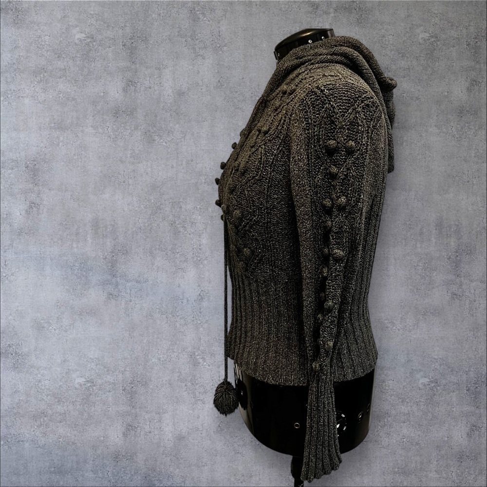 Etui Fisherman Bobble Aran Zip Front Hoodie Sweater in Grey - Picture 9 of 16